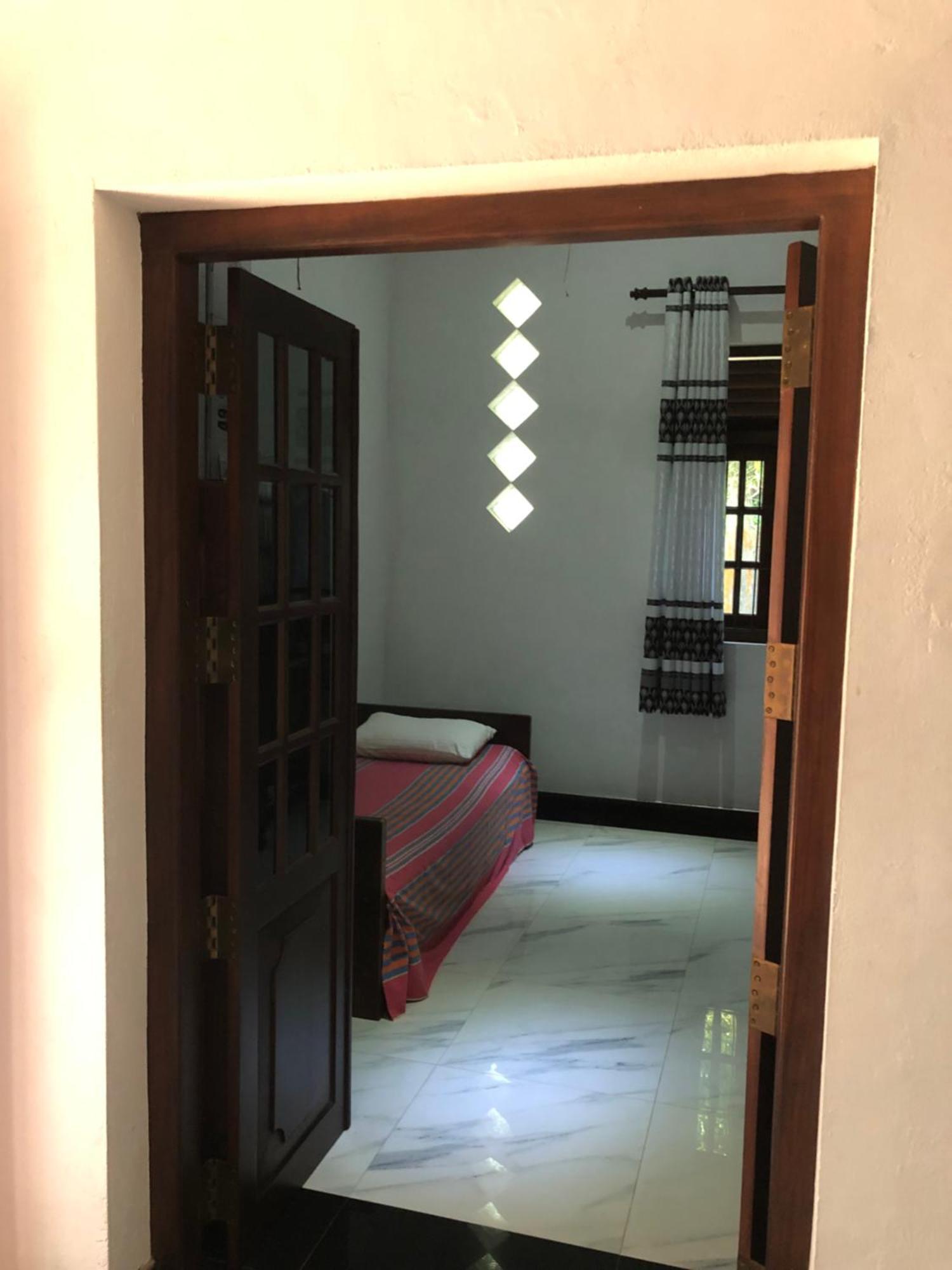 Sri Lankan Villa Elagawagoda Экстерьер фото